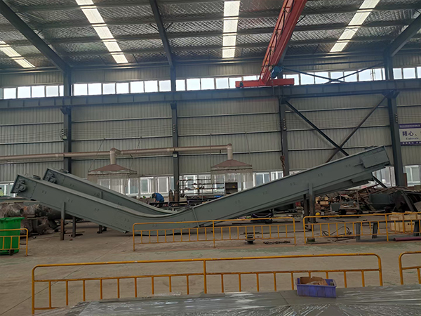 大倾角皮带输送机变频器的作用是什么？