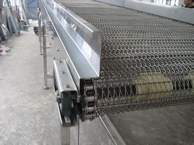 网带输送机大多应用于温差大、腐蚀性强、环境