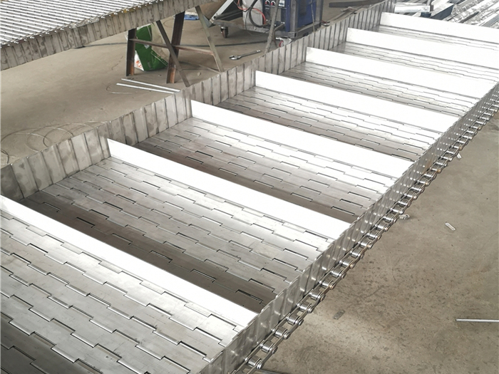 哪些因素会影响到链板的正常性能？